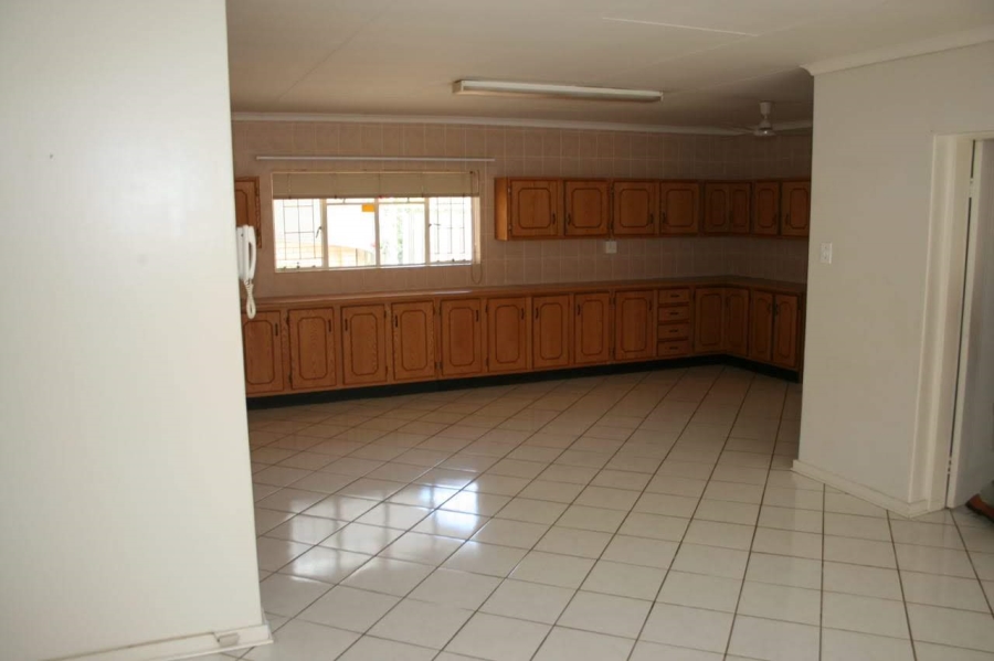 3 Bedroom Property for Sale in Oos Einde North West